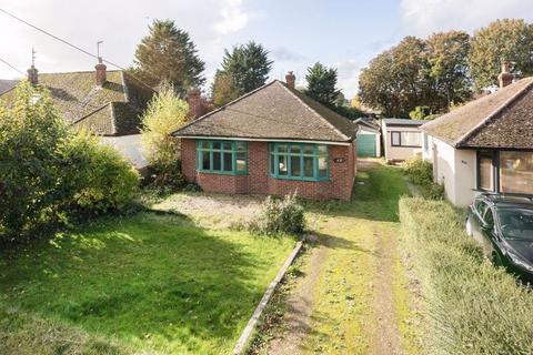 2 bedroom detached bungalow for sale - Harwell Road, Abingdon OX14
