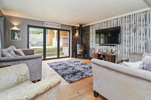 4 bedroom detached house for sale, Church Road, Littlebourne, Canterbury, Kent, CT3 1UD