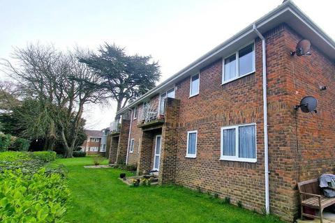 2 bedroom flat for sale, Grange Gardens, Bembridge, Isle of Wight, PO35 5SR