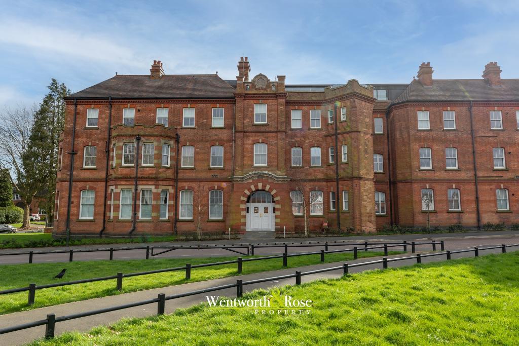 Bournville, Birmingham B30 1 bed apartment for sale £280,000