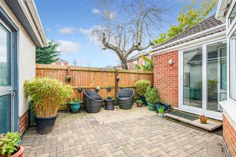 2 bedroom detached bungalow for sale, Newton Lane, Wigston LE18