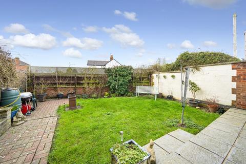 2 bedroom detached bungalow for sale, Newton Lane, Wigston LE18