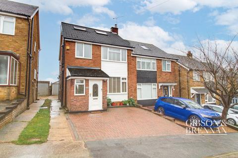 3 bedroom semi-detached house for sale, Balmoral Close, Billericay, CM11