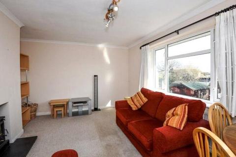 1 Rydes Close, Woking, GU22 9JJ