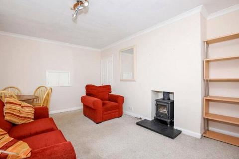 1 Rydes Close, Woking, GU22 9JJ