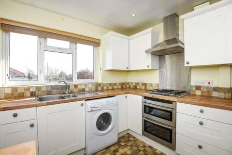 1 Rydes Close, Woking, GU22 9JJ