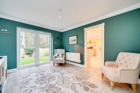 16 Pinfold Green, Staveley, Knaresborough, HG5 9LR