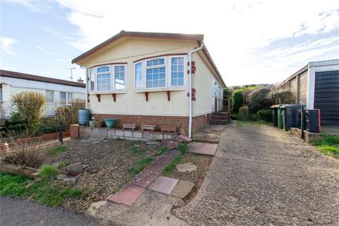 2 bedroom bungalow for sale, Whipsnade, Beds LU6