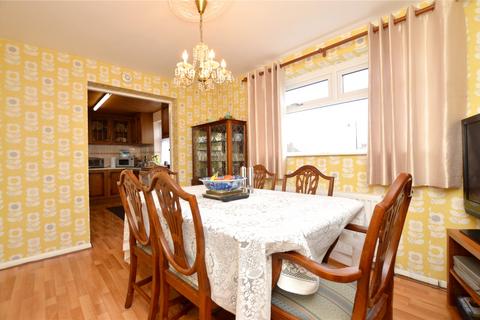3 bedroom semi-detached house for sale - Beckbury Close, Farsley, Pudsey, West Yorkshire