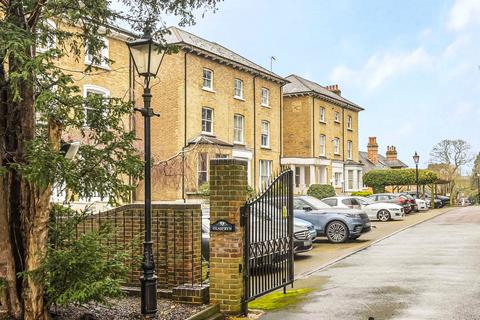 2 bedroom apartment for sale, Glasfryn Court, Harrow on the Hill Village Conservation Area