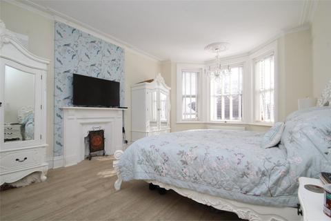 9 Herbert Road, Bournemouth, BH4 8HD