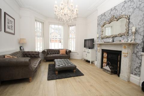 9 Herbert Road, Bournemouth, BH4 8HD