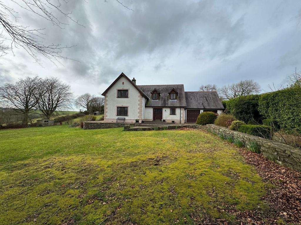 LLwyndafydd, Llandysul, SA44 4 bed detached house for sale £495,000
