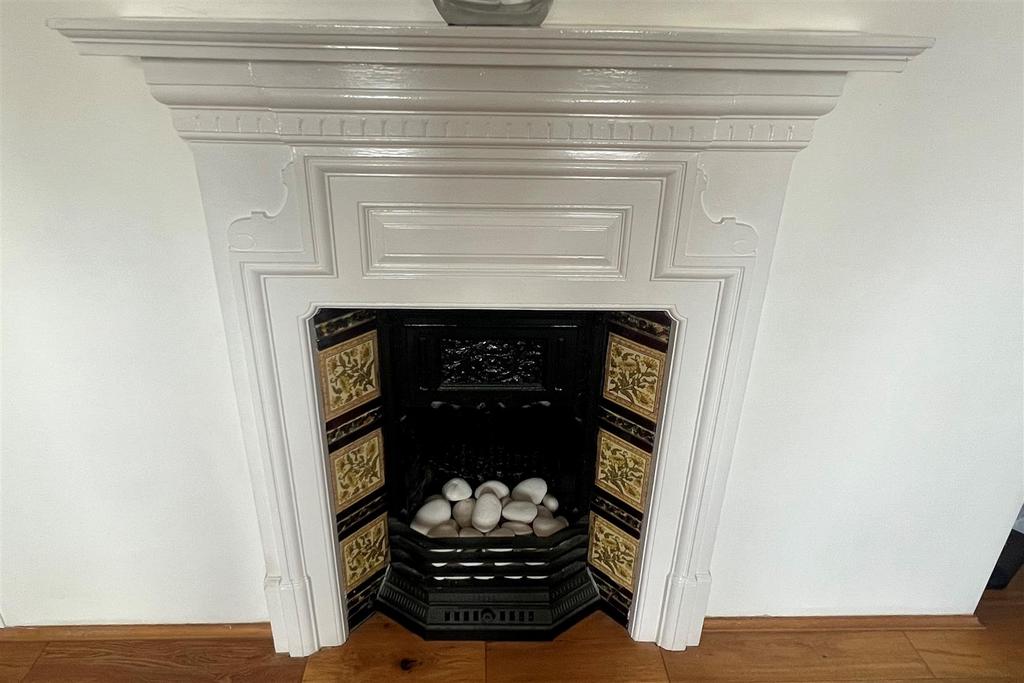 Fireplace.jpg