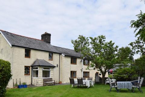 4 bedroom detached house for sale, Cefn Ddwysarn, Bala