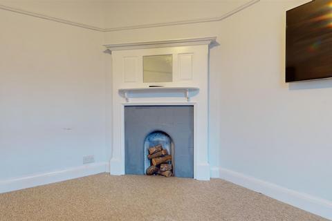 2 bedroom flat for sale, Institute Road, Swanage