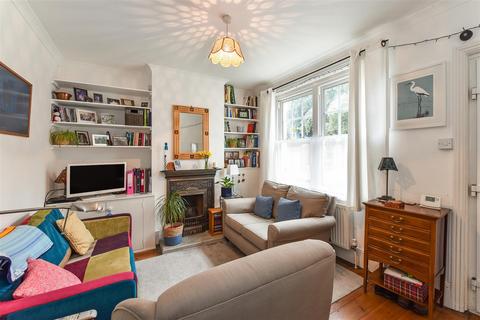 2 bedroom end of terrace house for sale, Friary Lane, Chichester