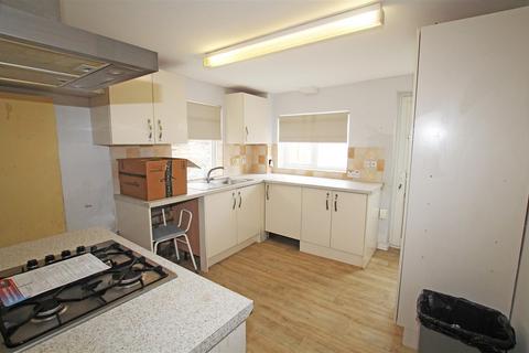 2 bedroom terraced house for sale, Adelaide Road, Chichester