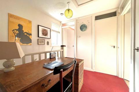 8 Gimble Walk, Birmingham, B17 8SL