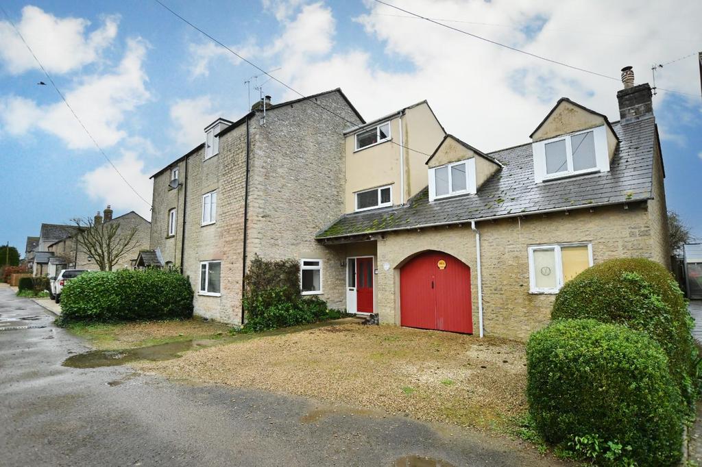 West End Gardens House, Fairford 4 bed semidetached house for sale £540,000