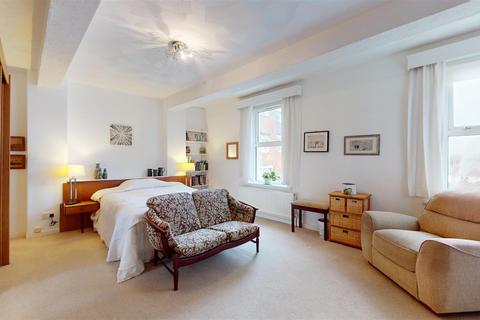 3 bedroom flat for sale, Burlington Road, Swanage