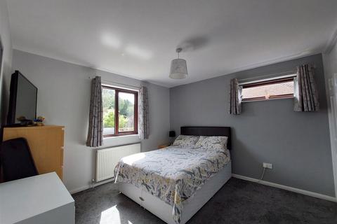 2 bedroom house for sale, Nightingale Close Rowland's Castle