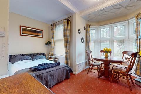 2 bedroom flat for sale, Rempstone Road, Swanage