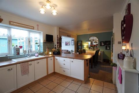 21 Boothgate Drive, Howden, Goole, DN14 7EN