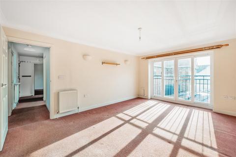 3 bedroom flat for sale, Victoria Avenue, Swanage