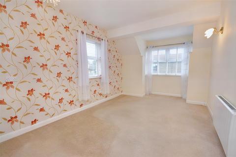 1 bedroom retirement property for sale, Star Road, Eastbourne