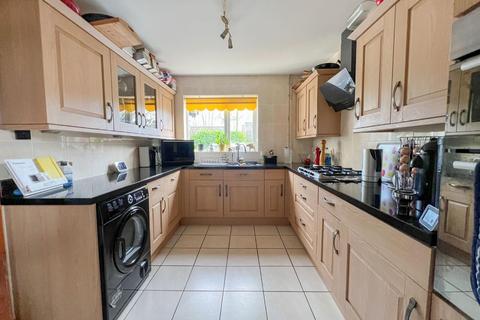 3 bedroom detached house for sale - Bennetts Road, Keresley End, Coventry