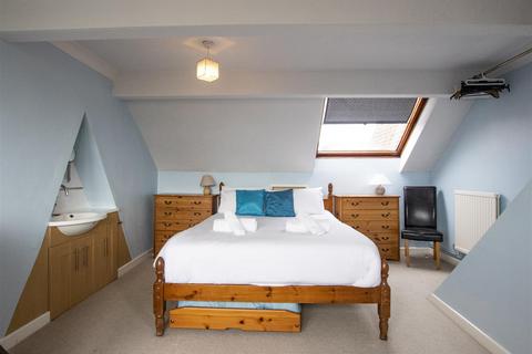 50 Priests Road, Swanage, BH19 2RW