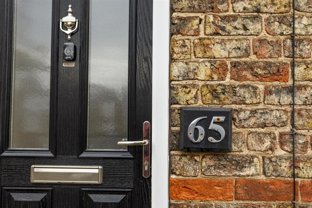 65 Main Stree 37.jpg