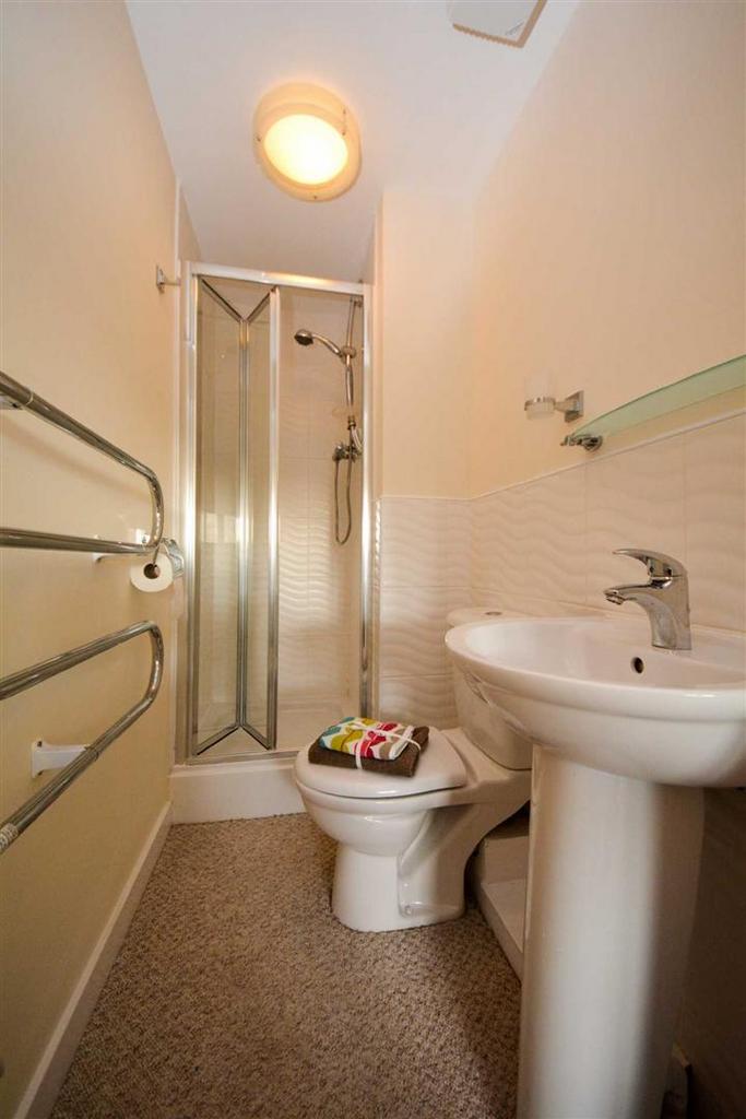Ensuite