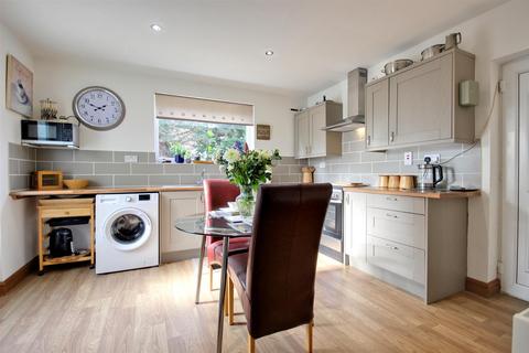3 bedroom semi-detached house for sale - Nolloth Crescent, Beverley