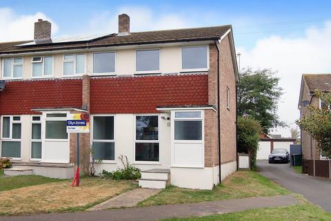 3 bedroom end of terrace house to rent, Elm Tree Close, Chichester PO20