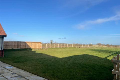 3 bedroom detached bungalow for sale, Orchard Close, Stoney Hills, Burnham-On-Crouch