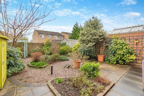 3 bedroom semi-detached house for sale - Baywell, Leybourne, West Malling