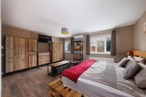 4 bedroom end of terrace house for sale, School Lane, Radford Semele, Leamington Spa