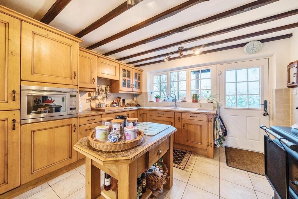 2nd view KITCHEN.jpg