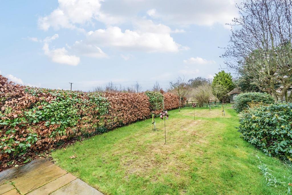 PART OF REAR GARDEN.jpg