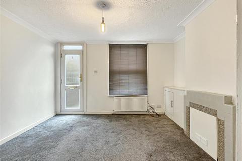 2 bedroom terraced house to rent - Newmarket Road, Cambridge CB5