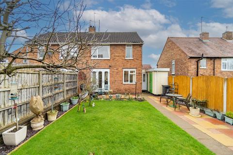 5 Field Close, Stourbridge, DY8 5UZ