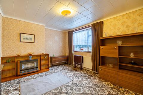 43 Ashfield Crescent, Wollescote, Stourbridge, DY9 9AZ