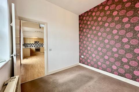 2 bedroom flat for sale, Moores Road, Leicester LE4