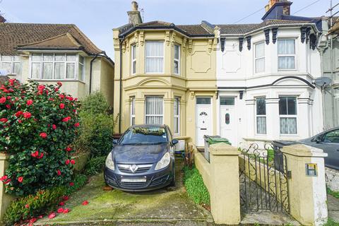 2 bedroom end of terrace house for sale, Canute Road, Hastings
