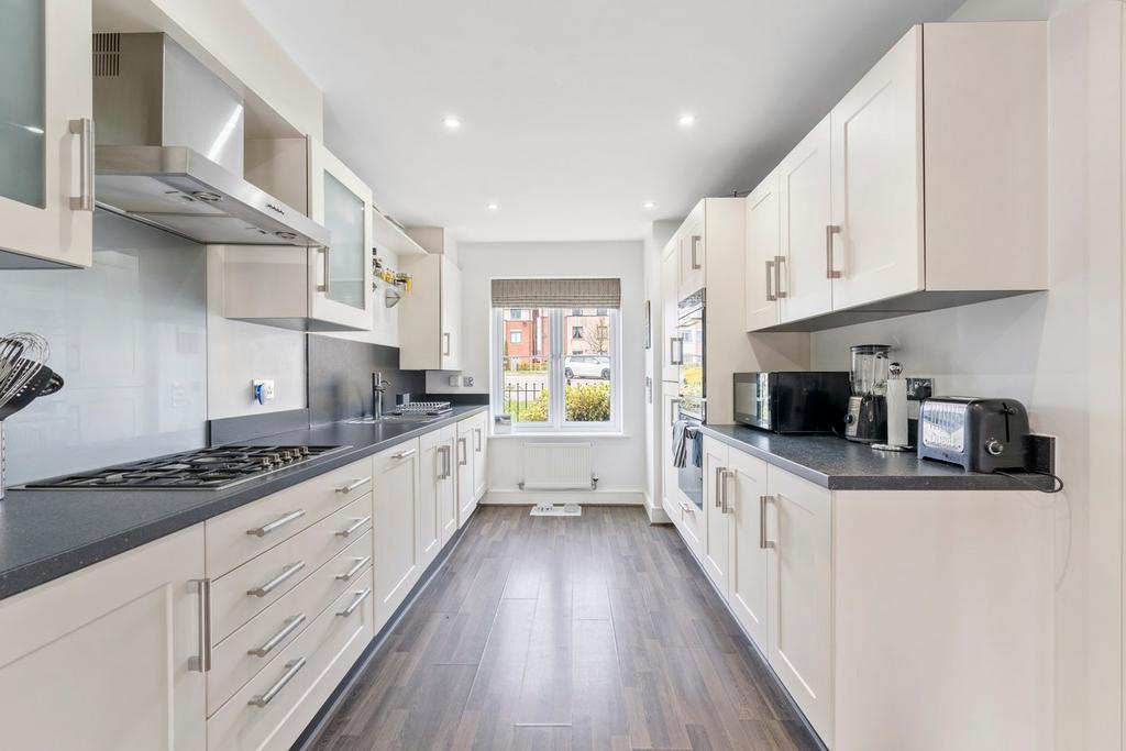 Fitted Kitchen