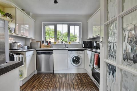 3 bedroom semi-detached house for sale, Heighton Close, Bexhill-On-Sea