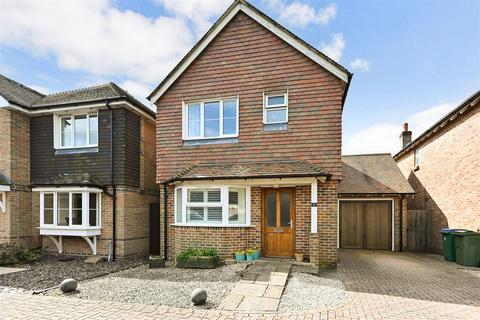 3 bedroom detached house for sale, Deans Close, Fontwell