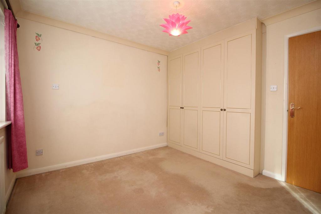 Bedroom 2 .JPG